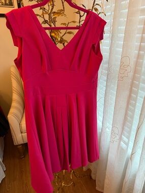 Women's Midi Dress - Fuchsia V-Neck Fit & Flare